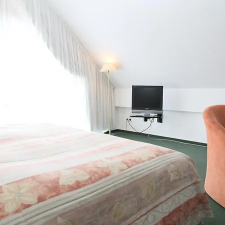 1-raum - #94276 Apartman *